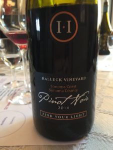 Halleck "Find your light" Pinot Noir